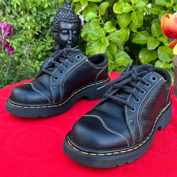 🏴󠁧󠁢󠁥󠁮󠁧󠁿 Dr. Martens MIE Chunky Black Cap Toe Oxfords UK 6 - Picture 6 of 17